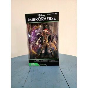 Disney Mirrorverse Captain Jack Sparrow 7" Action Figure. NWT